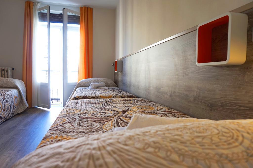 Muchomadrid Hostel Ruang foto