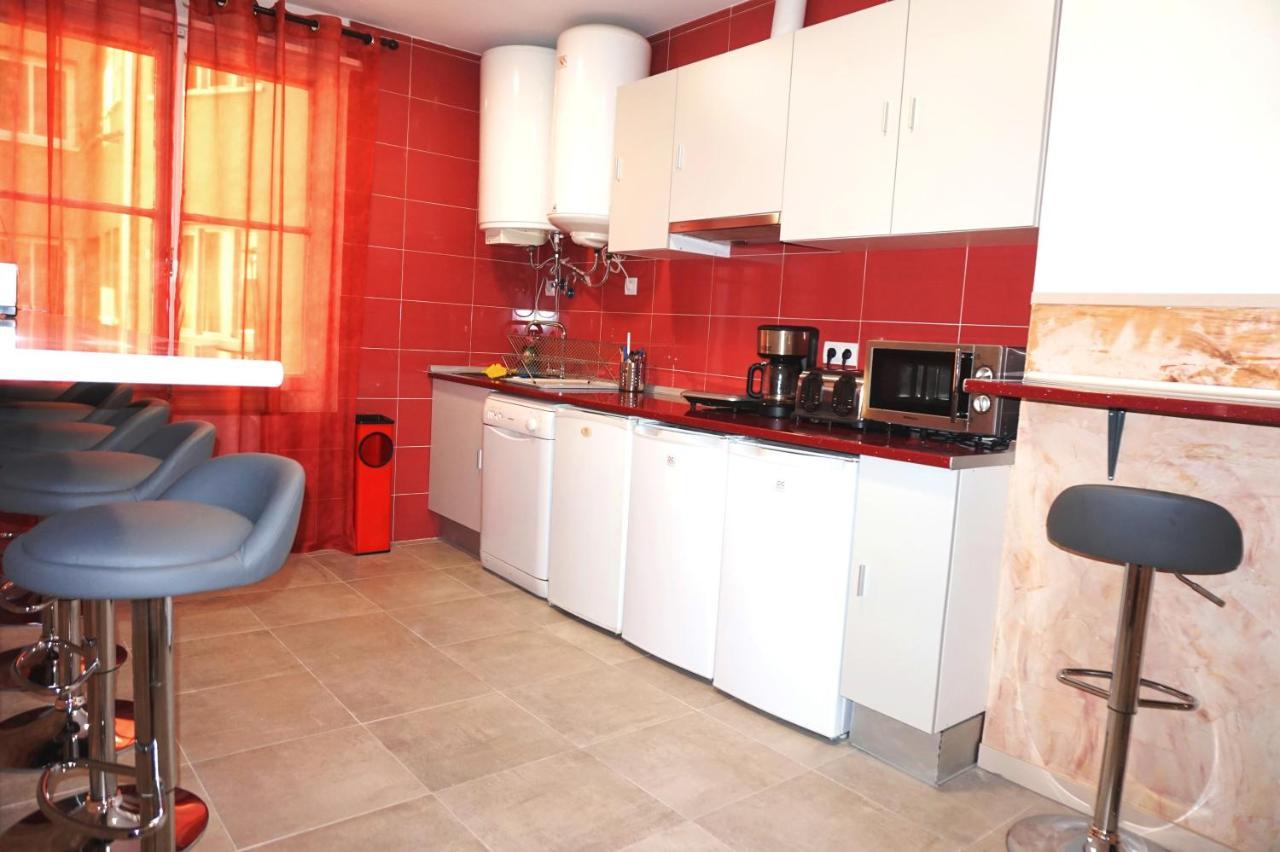 Muchomadrid Hostel Bagian luar foto